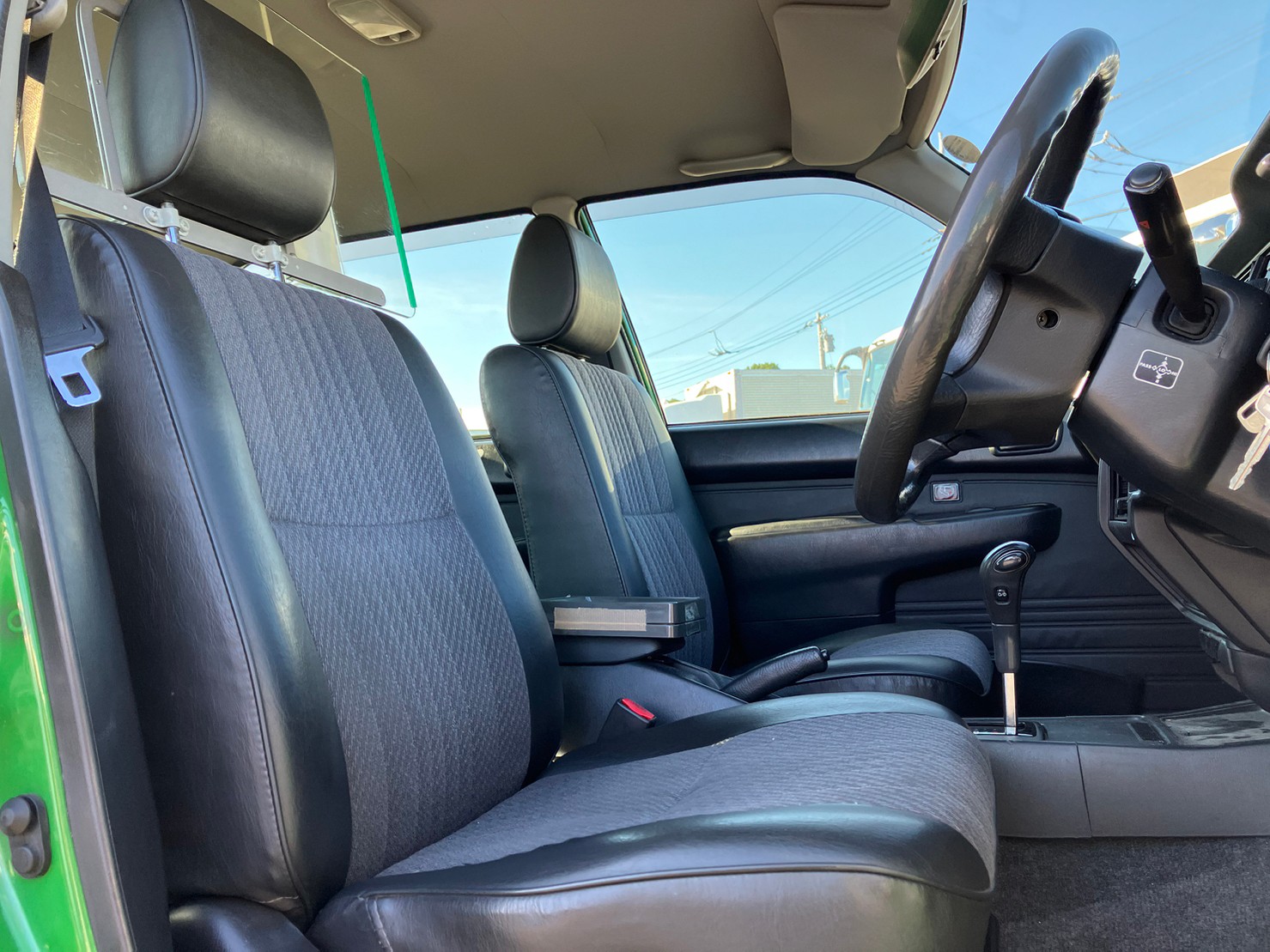 売約済】トヨタ クラウン コンフォート デラックス お問い合わせ