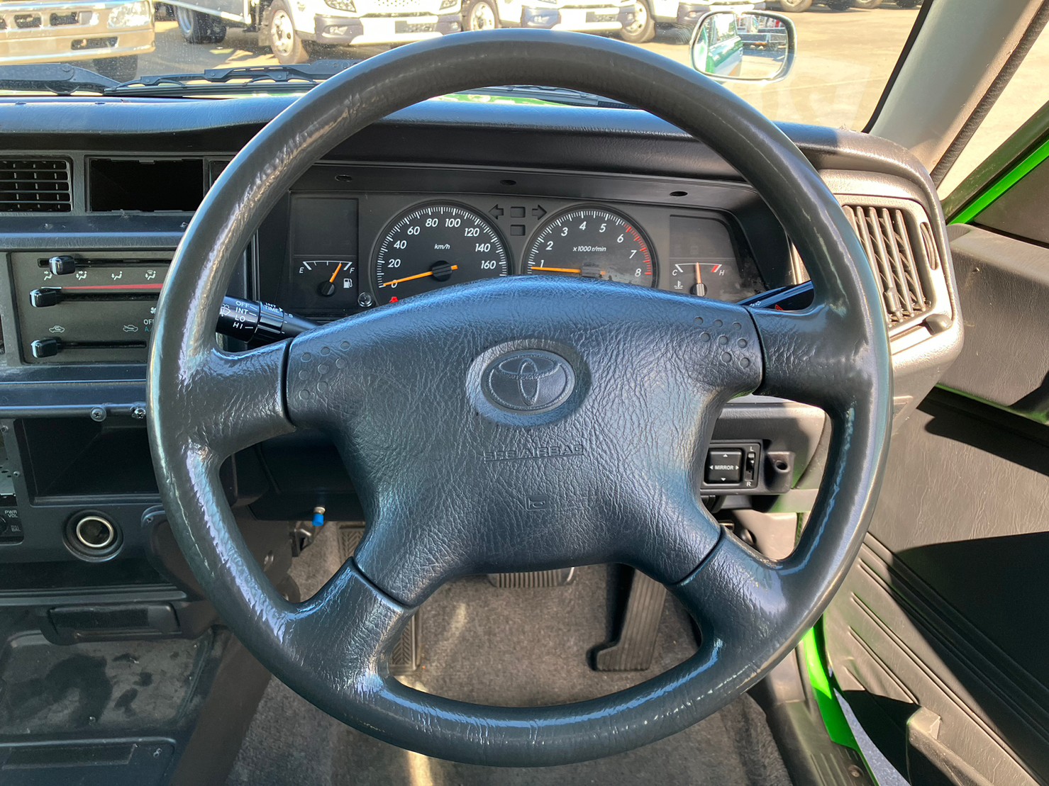 売約済】トヨタ クラウン コンフォート デラックス お問い合わせ